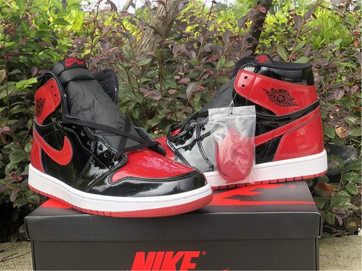 Air Jordan 1 Retro High OG 'Patent Bred' 555088-063 - KICKS CREW