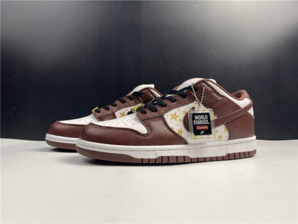 Supreme x Nike SB Dunk Low Stars Barkroot Brown DH3228-103