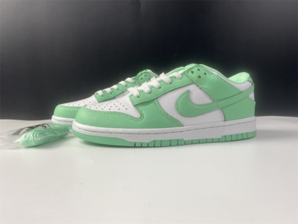 Nike Dunk Low Green Glow (W) DD1503-105