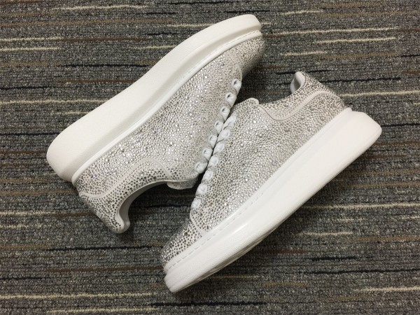 Alexander McQueen Oversized Sneaker MCQ041