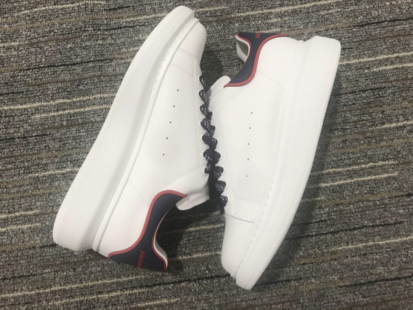 Alexander McQueen Oversized Sneaker MCQ052