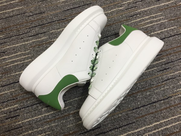 Alexander McQueen Oversized Sneaker MCQ069