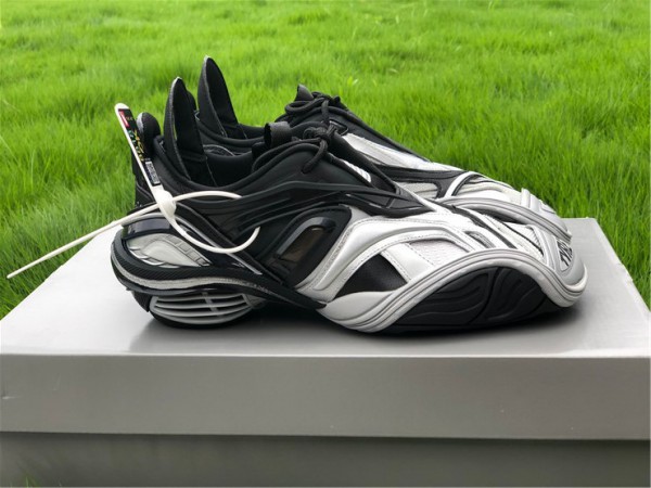 Balenciaga Tyrex Low 'Black Grey' 617535 W2CB1 1081