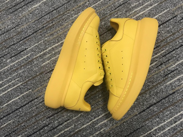 Alexander McQueen Oversized Sneaker MCQ058