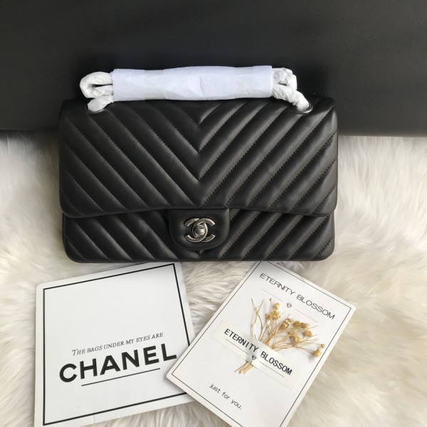 Chanel Classic Flap Bag Size 25.5cm