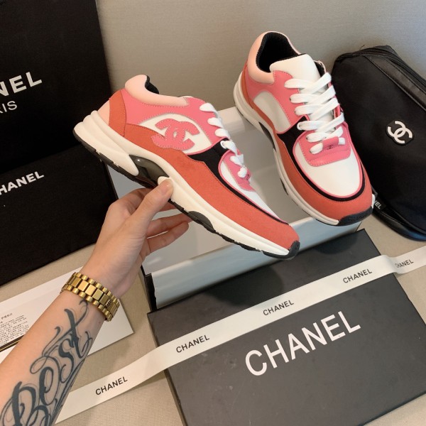 Chanel CC Logo Sneaker
