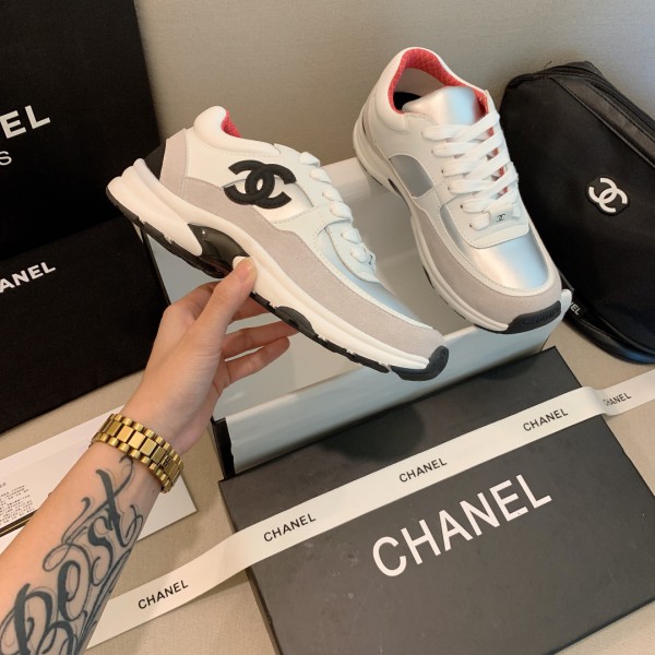 Chanel CC Logo Sneaker 