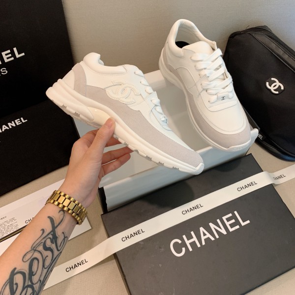 Chanel CC Logo Sneaker 