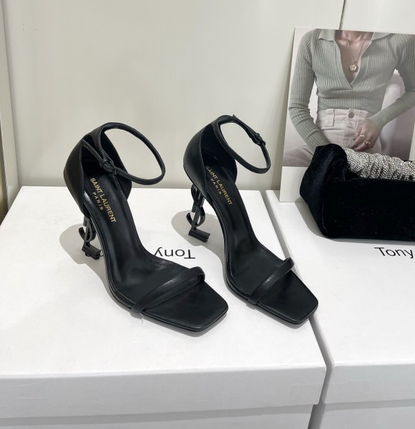 Saint Laurent-YSL Heels Black/White