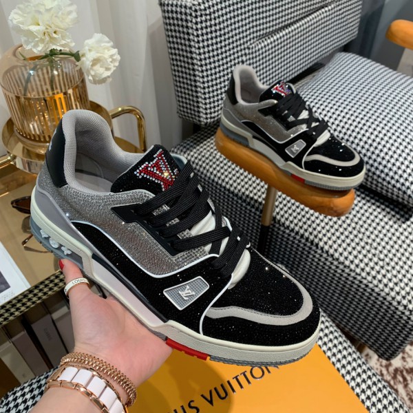 Louis Vuitton Trainer Sneaker