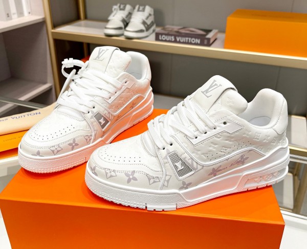 Louis Vuitton Trainer Sneaker