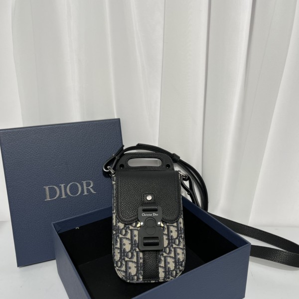 Christian Dior Saddle Vertical Pouch With Trap