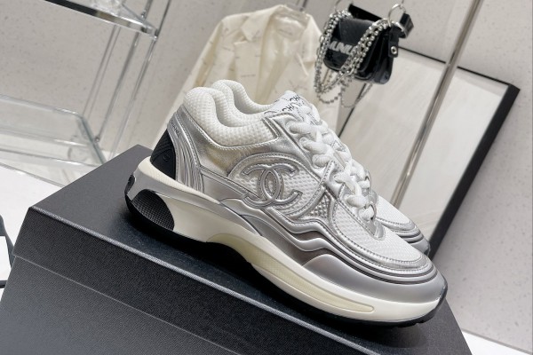 Chanel 23C Sneaker