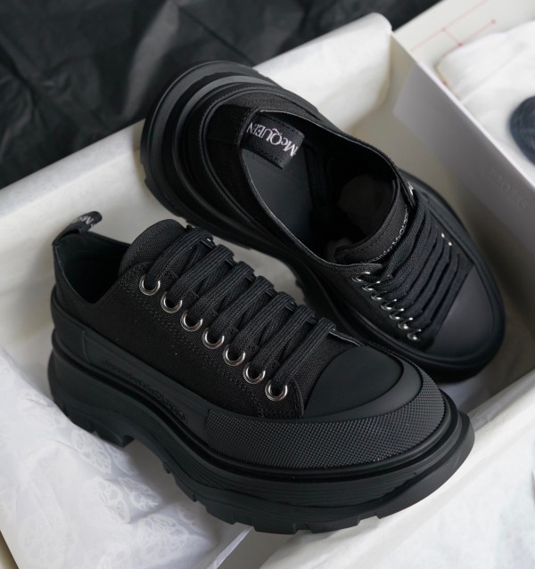 Alexander McQueen Tread Slick Black Sneakers