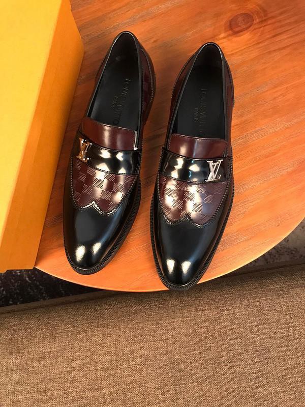 Louis Vuitton Men Loafers (LV-SH-A001)