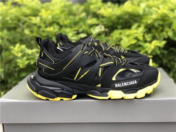 Balenciaga Track Sneaker Black/Yellow 542023-W3AC1-1070
