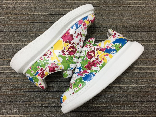 Alexander McQueen Oversized Sneaker MCQ025