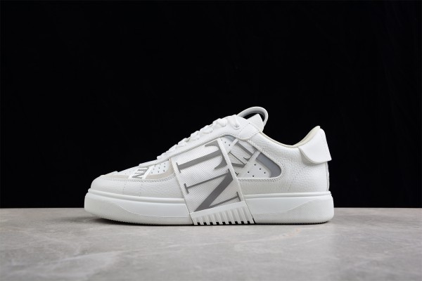 Valentino Low-Top Calfskin VL7N Sneaker