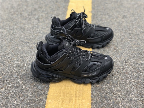 Balenciaga Track Sneaker All Black 656686-W1GB1-1000