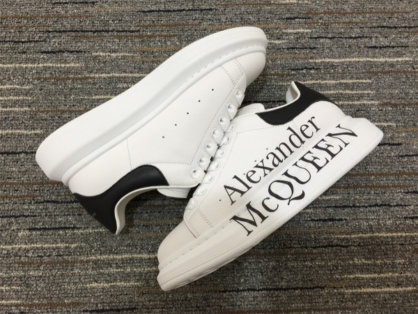 Alexander McQueen Oversized Sneaker MCQ067