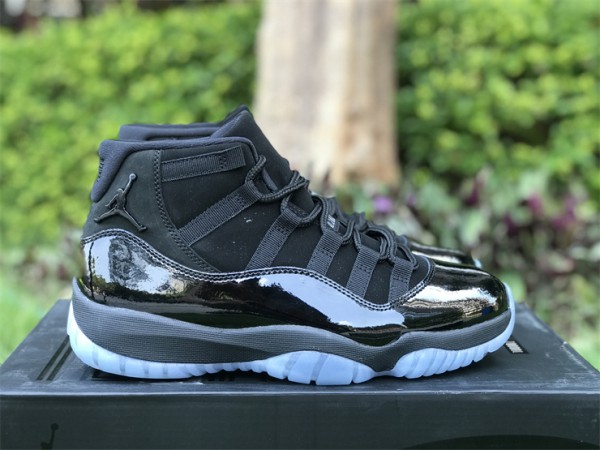 Air Jordan 11 Retro "Cap And Gown" 378037-005