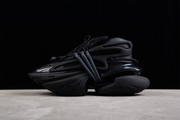 Balmain Leather Unicorn low-top sneakers - Black