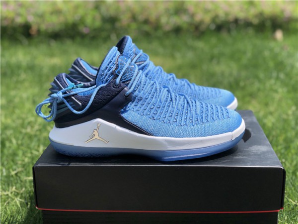 Air Jordan 32 Low Win Like 82 AA1256-401