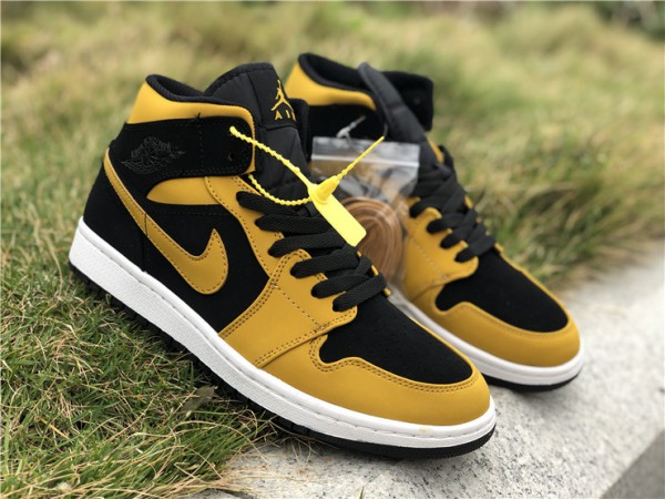 Air Jordan 1 Mid Reverse New Love - 554724-071