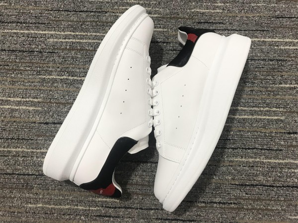 Alexander McQueen Oversized Sneaker MCQ045