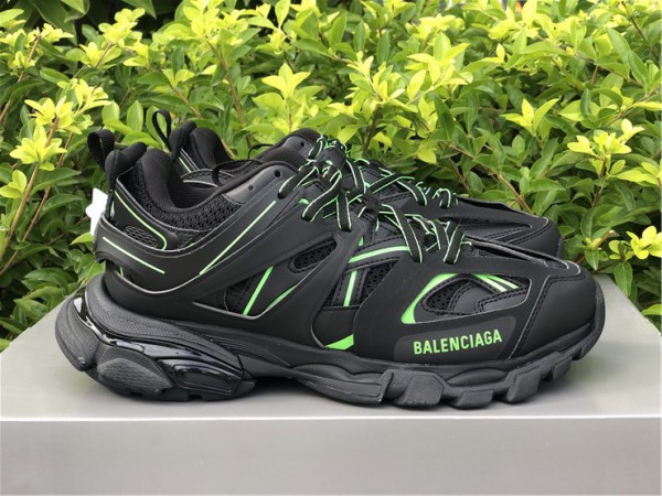Balenciaga Track Sneaker Black/Green 542436-W2LA1-2042