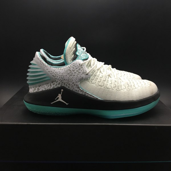 Air Jordan 32 Low Guo Ailun PE - AH3347-101