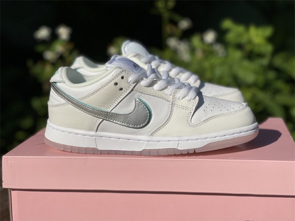 Nike SB Dunk Low Diamond Supply Co White Diamond BV1310-100
