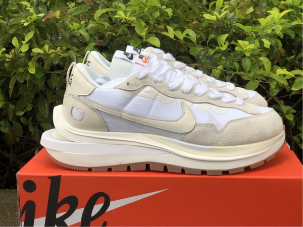 Sacai x Nike VaporWaffle White Sail DD1875-100