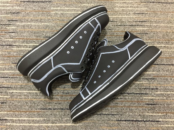 Alexander McQueen Oversized Sneaker MCQ050