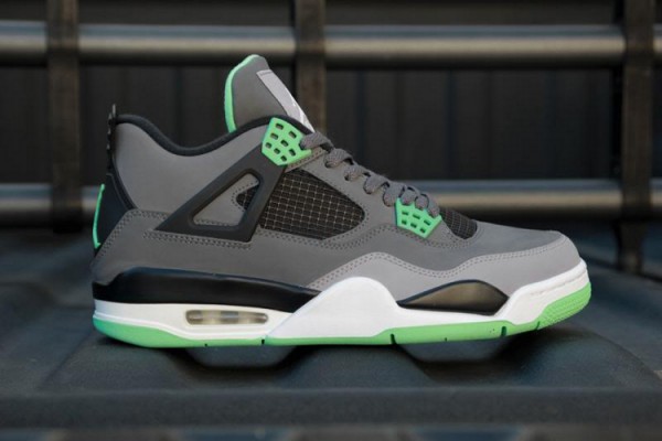 Air Jordan 4 Retro Green Glow - 308497-033 