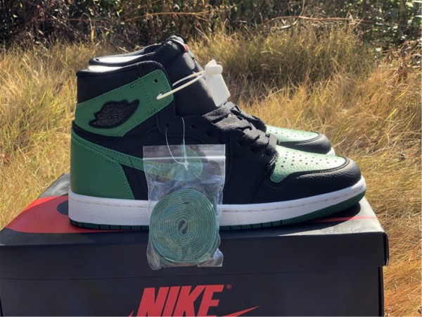 Jordan 1 Retro High Pine Green Black 555088-030