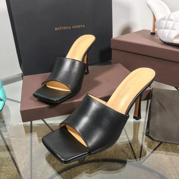 Bottega Veneta Stretch Mule Sandals Black/Beige