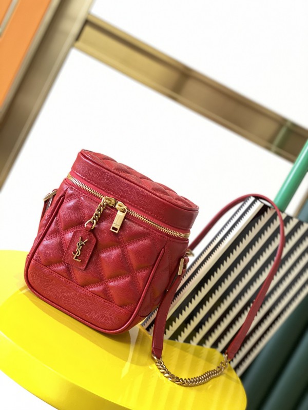 YSL 80'S Vanity Bag In Carré-Quilted Grain De Poudre Embossed Leather
