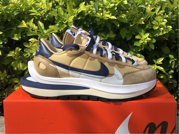 Nike Vaporwaffle sacai Sesame Blue Void DD1875-200