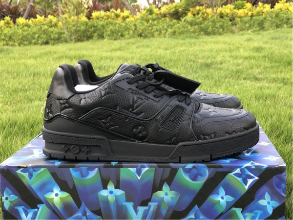 Louis Vuitton Trainer Sneaker Black Embossing MS0119