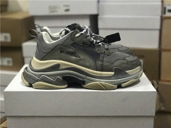 Balenciaga Triple S Gray BAL0014