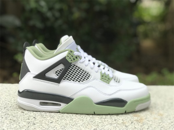 Air Jordan 4 “Seafoam” 2023