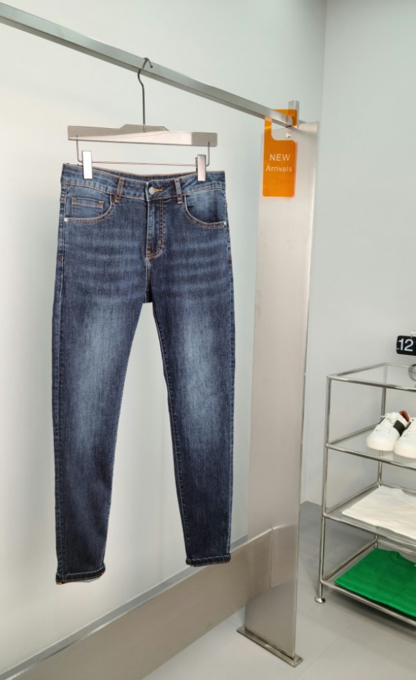 Burberry Classic Blue Jean