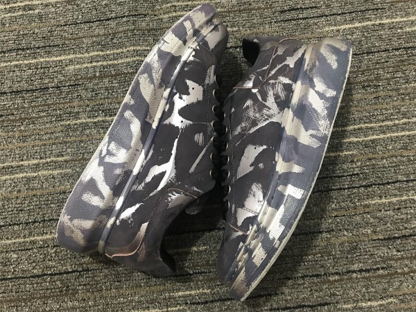 Alexander McQueen Oversized Sneaker MCQ047