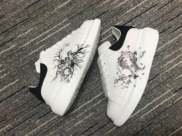 Alexander McQueen Oversized Sneaker MCQ015