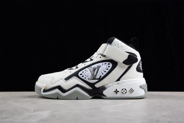 LV Trainer 2 Sneaker - White Black 1AAH95