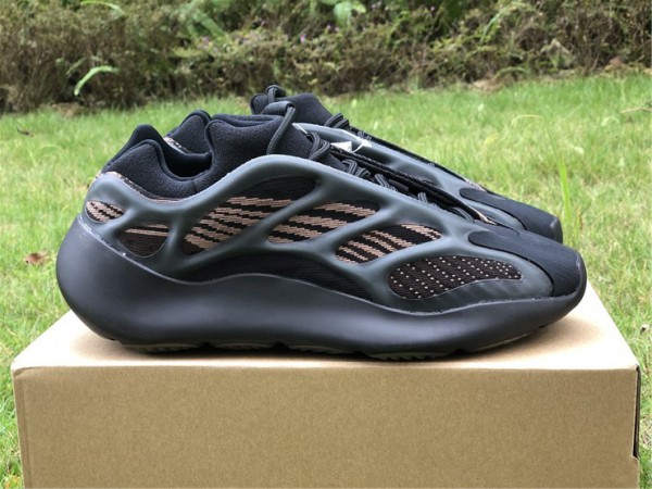 Adidas Yeezy 700 V3 Clay Brown GY0189
