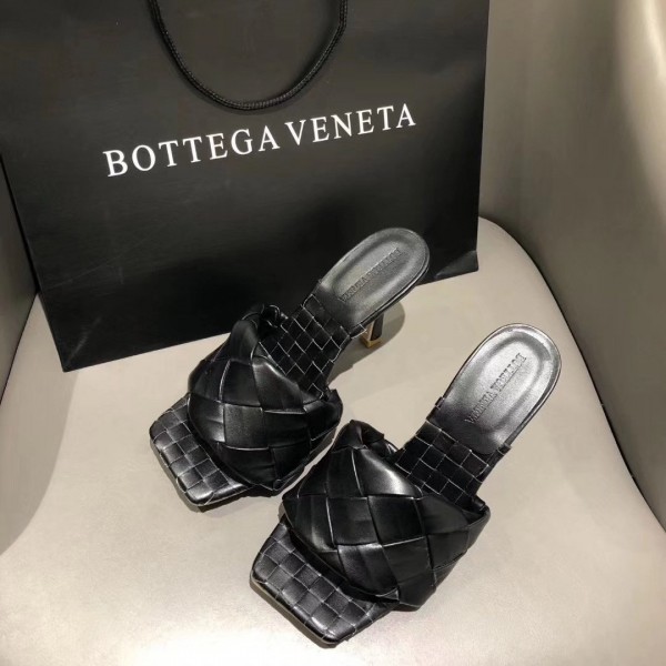Bottega Veneta Lido Intrecciato Mule Sandals Black/Red/White/Beige