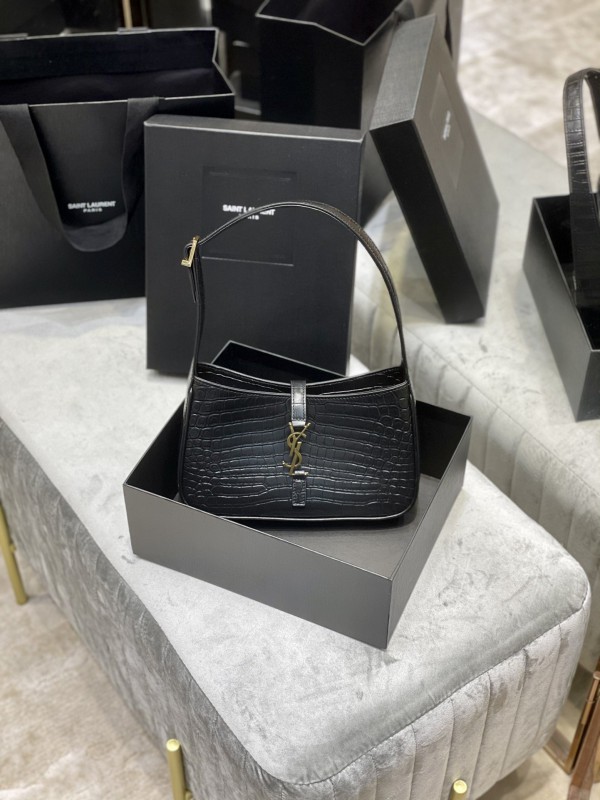 YSL Le 5 À 7 Hobo Bag In Crocodile-Embossed Shiny Leather Black