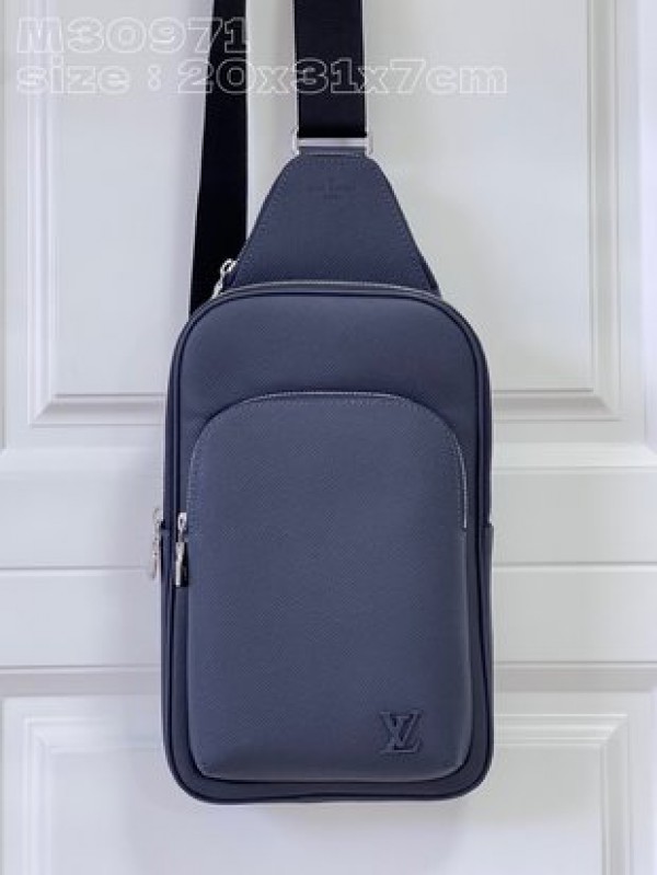 Louis Vuitton Avenue Taïga Sling Bag